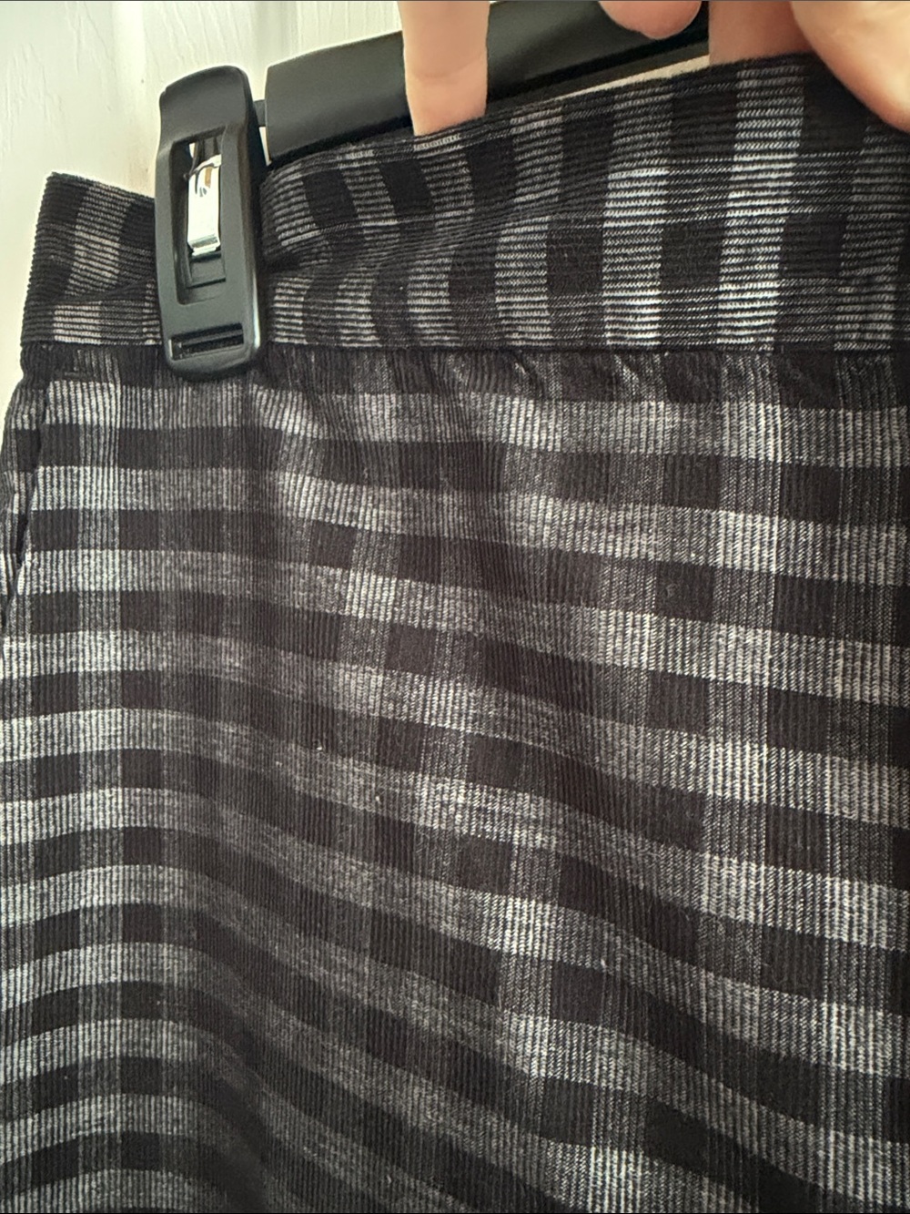 Madewell Huston Button-Front Ankle Pants in Checked Corduroy size Small - Picture 8 of 14